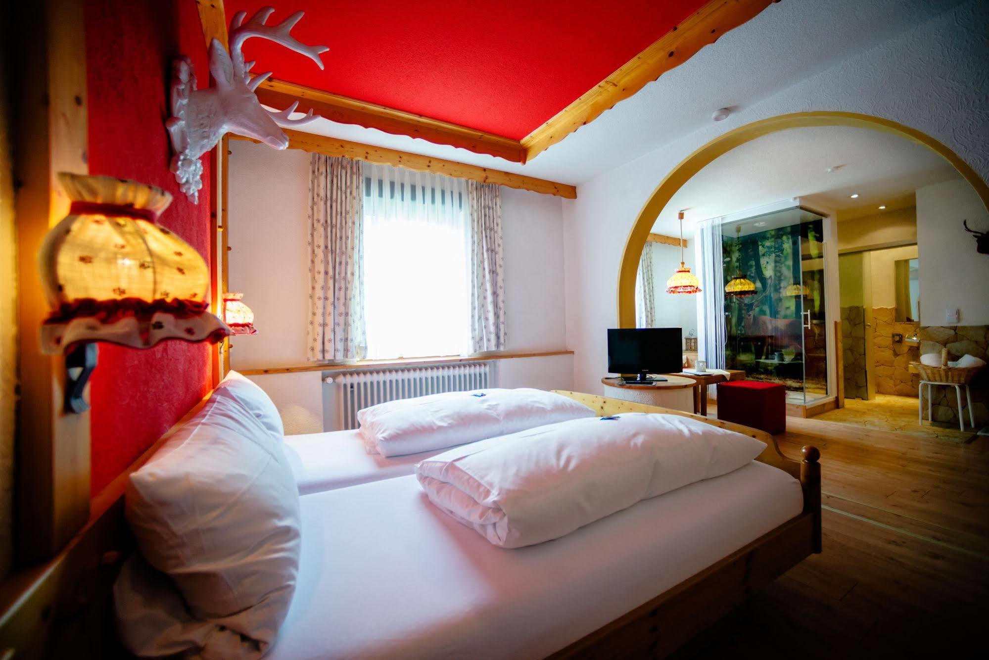 Holzschuhs Schwarzwaldhotel Baiersbronn Dış mekan fotoğraf